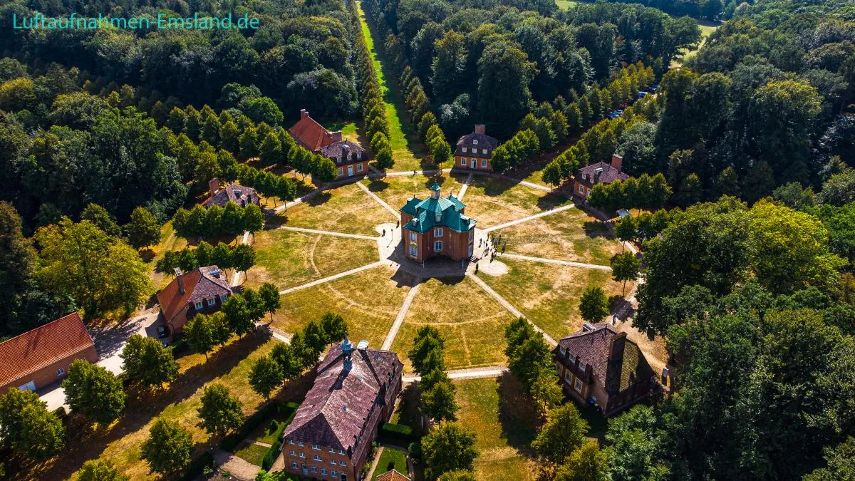 Schloss Clemenswerth in Sögel, Luftaufnahme